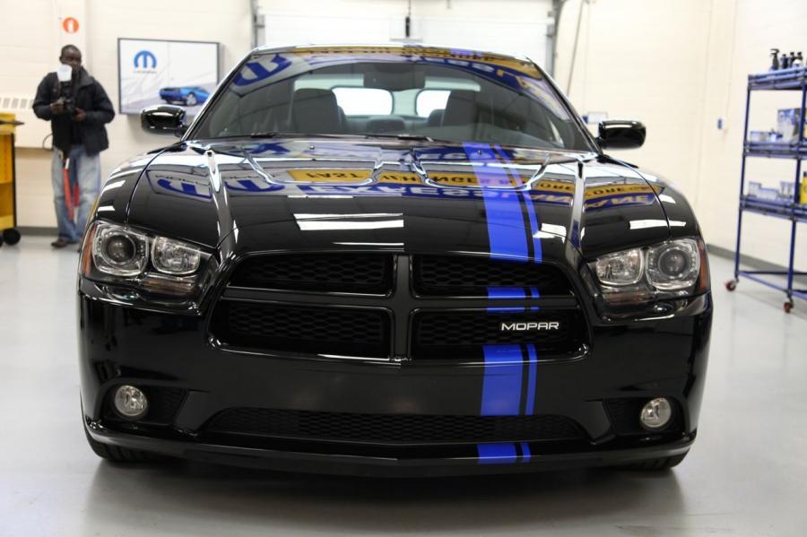  Dodge Charger by Mopar 2011 года  (фото 29 из 37)